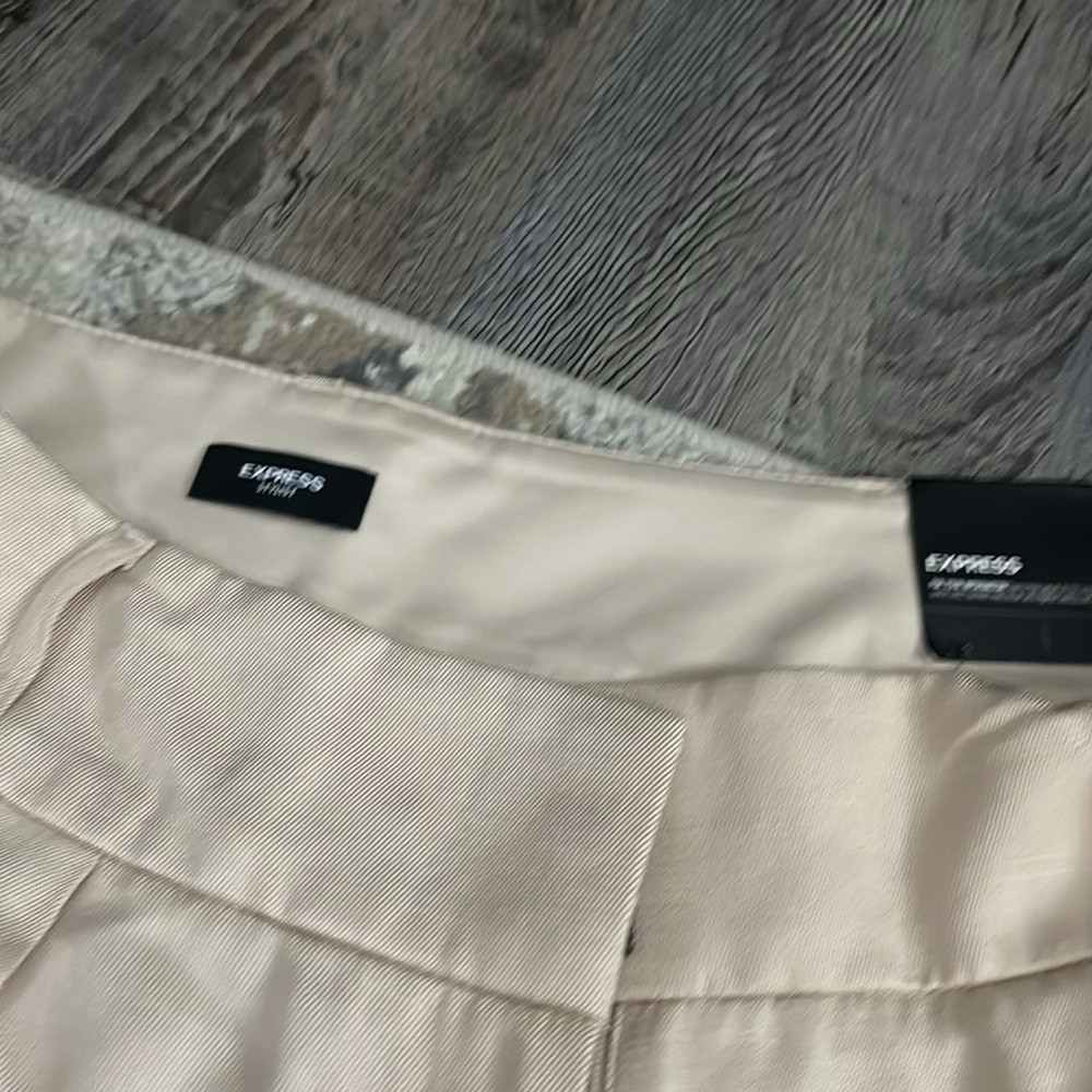 Express shorts - Picture 3 of 6